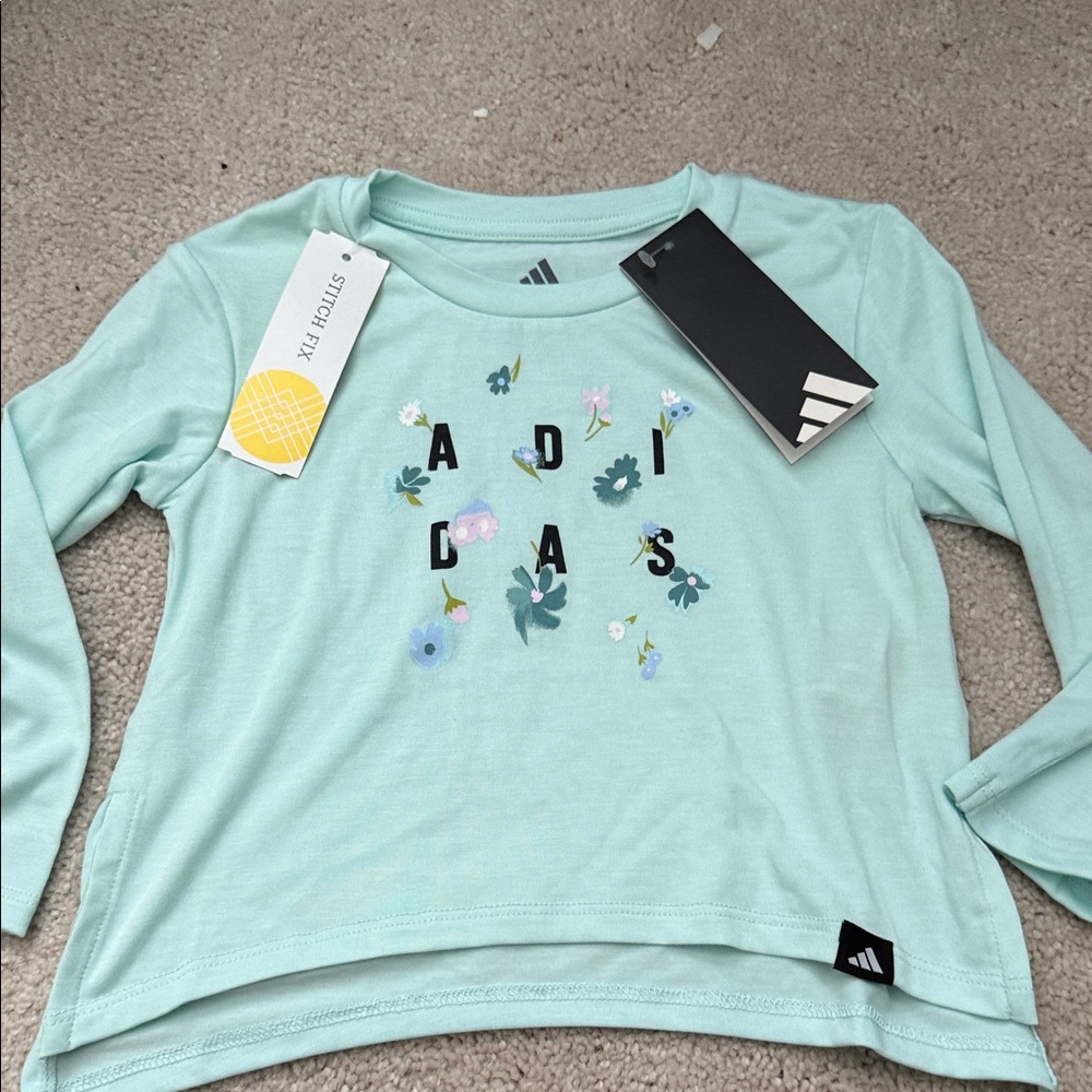 Girls Adidas, long sleeve top 3T New